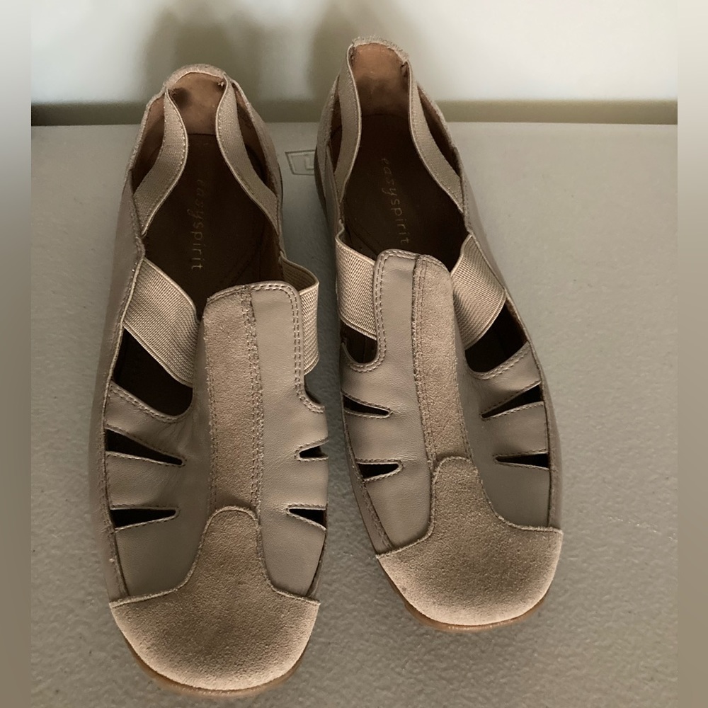 EASY SPIRIT casual slip on leather shoe